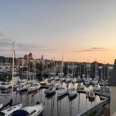 גרייפסוואלד Ferienwohnung Marina Am Ryck מראה חיצוני תמונה
